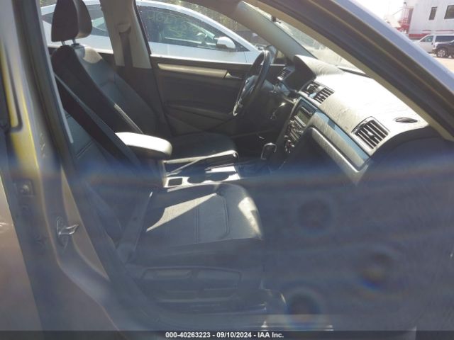 1VWAT7A36FC048457 Volkswagen Passat 1.8t Wolfsburg Edition