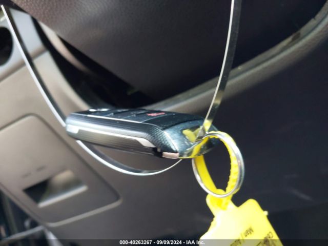 KNDJP3A55J7623747 KIA SOUL +
