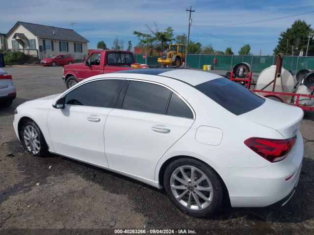 WDD3G4FB7KW022642 Mercedes-Benz A 220 4matic