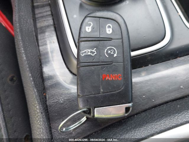 2C3CCAAG6JH120215 Chrysler 300 Touring L