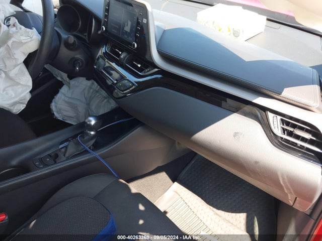 Toyota C-HR LE 2020 NMTKHMBX3LR115789 Image 5