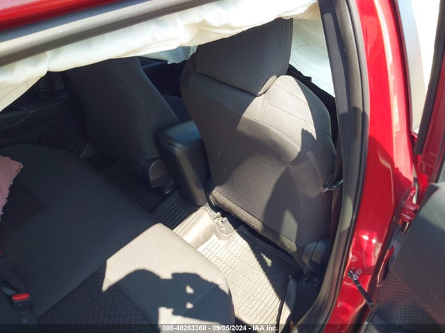 Toyota C-HR LE 2020 NMTKHMBX3LR115789 Image 8