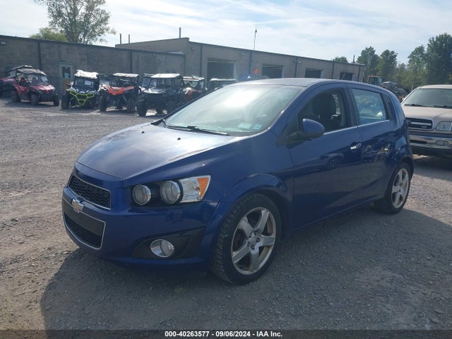 Chevrolet Sonic Ltz Auto 2014 1G1JE6SB2E4118132 Image 2