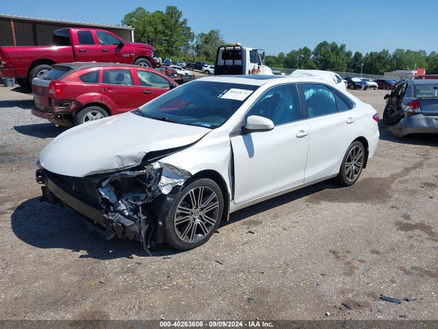 Toyota CAMRY SE 2016 4T1BF1FK2GU546867 Image 2
