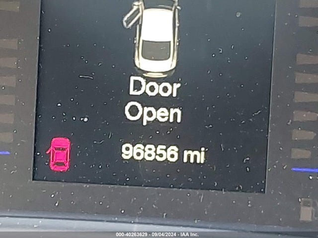 1C3CCCBB5GN173356 Chrysler 200 S