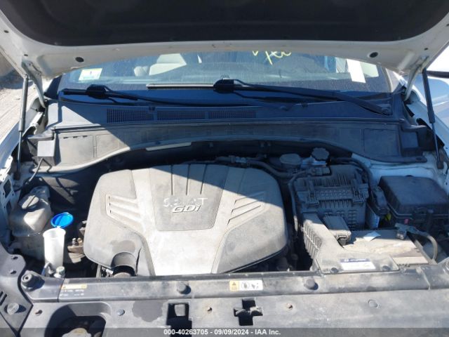 KM8SMDHF9HU256991 Hyundai Santa Fe Se