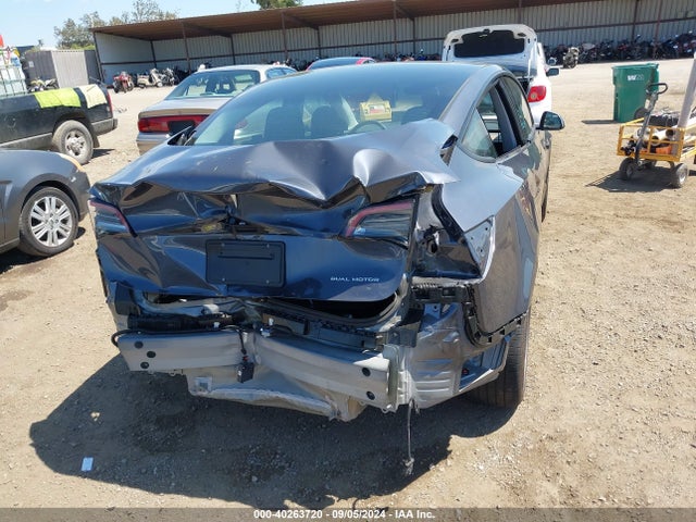 2023 TESLA MODEL 3 5YJ3E1EB5PF700106 Photo 5
