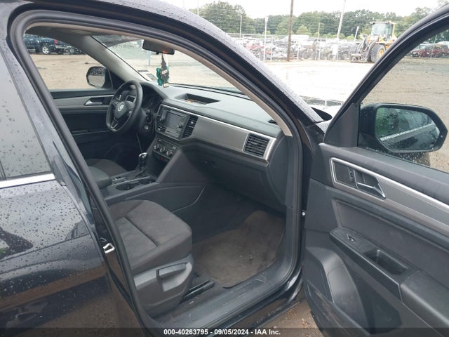 1V2AP2CA0JC597701 Volkswagen Atlas 2.0t S