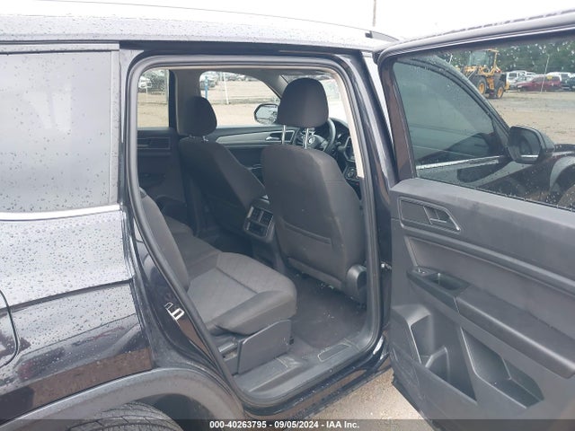 1V2AP2CA0JC597701 Volkswagen Atlas 2.0t S