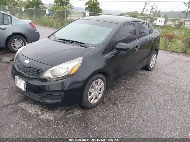 KIA RIO LX 2014 KNADM4A32E6404733 Image 2