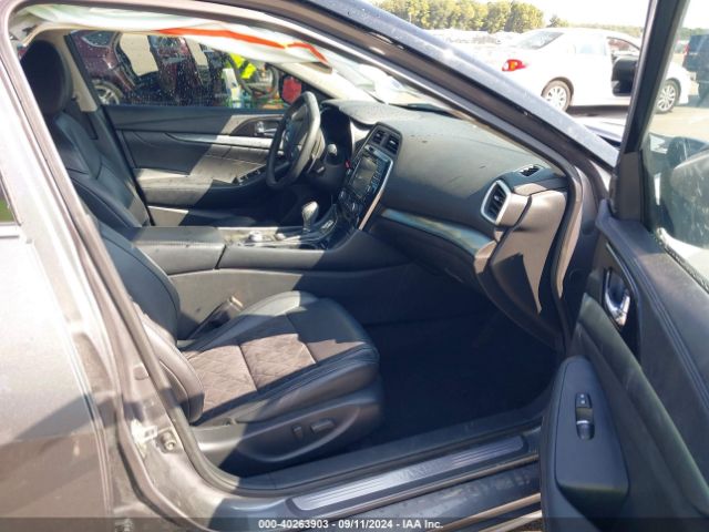 1N4AA6AP2JC387320 Nissan Maxima 3.5 Sr