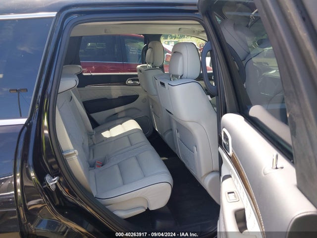 1C4RJFJT8KC575206 Jeep Grand Cherokee Summit 4x4