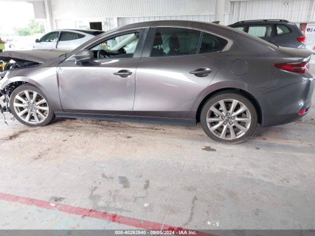 3MZBPADL4KM107404 Mazda Mazda3 Preferred Package