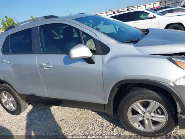 KL7CJPSB8MB321521 Chevrolet Trax Awd Lt