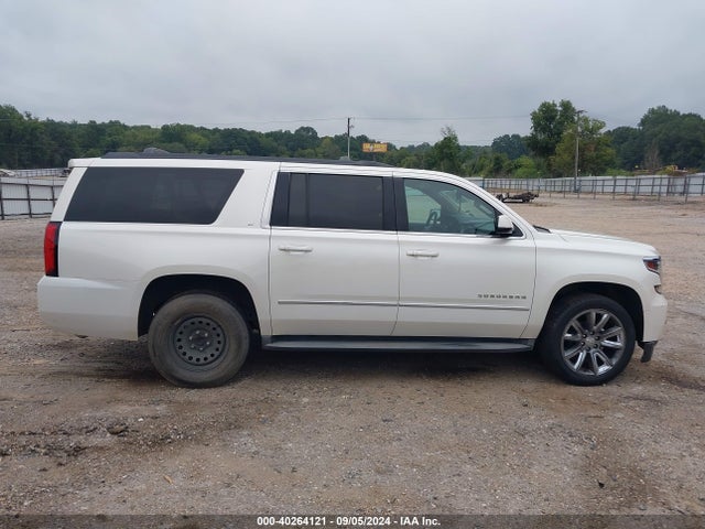 Chevrolet Suburban 1500 Lt 2015 1GNSCJKC5FR561500 Image 14