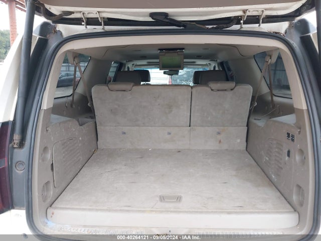 Chevrolet Suburban 1500 Lt 2015 1GNSCJKC5FR561500 Image 18
