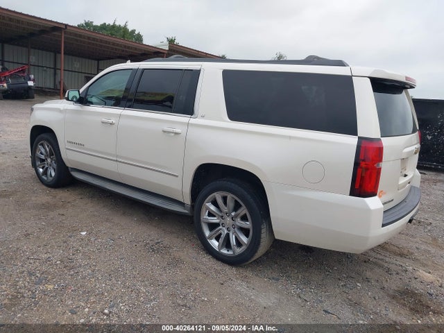Chevrolet Suburban 1500 Lt 2015 1GNSCJKC5FR561500 Image 3