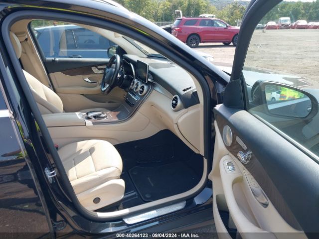 WDC0G4KB5KF656125 Mercedes-Benz Glc 300 4matic