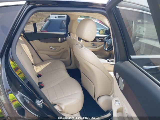 WDC0G4KB5KF656125 Mercedes-Benz Glc 300 4matic