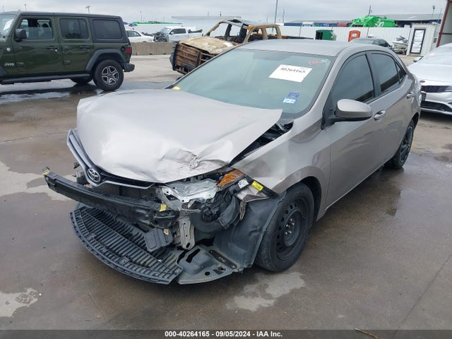 Toyota COROLLA LE 2016 5YFBURHE7GP374154 Image 2