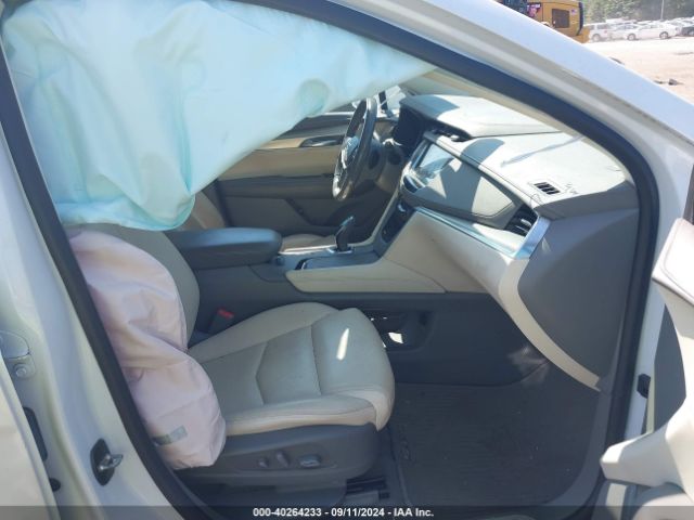 1GYKNDRS5JZ209683 Cadillac XT5 LUXURY