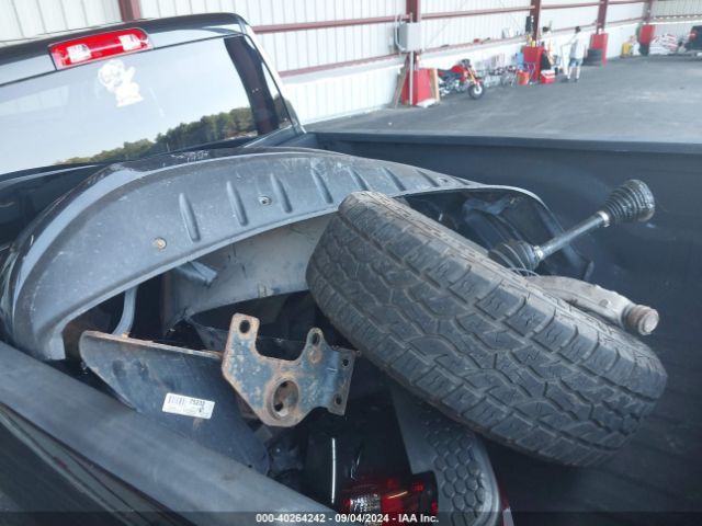 1C6RR7FTXHS811383 RAM 1500 Express Quad Cab 4x4 6'4 Box