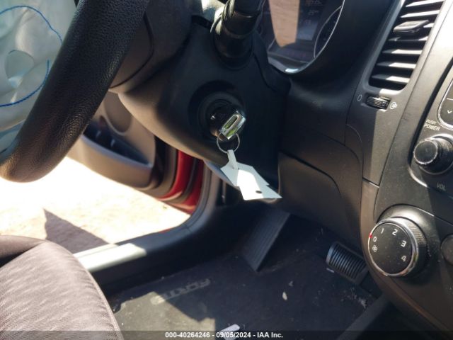 KNAFK4A69G5610892 KIA FORTE LX