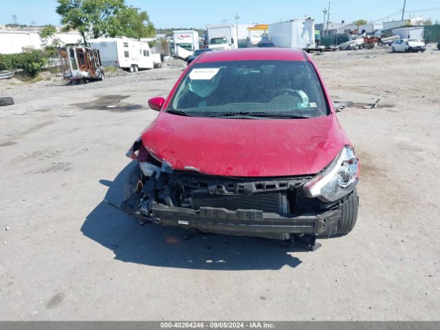 KNAFK4A69G5610892 KIA FORTE LX