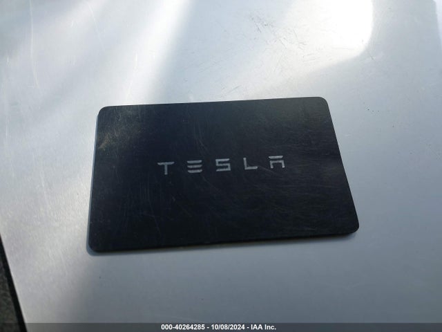 2023 TESLA MODEL Y 7SAYGDEE1PF628111 Photo 10