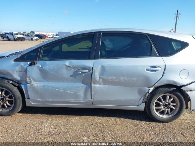 JTDZN3EU3FJ026360 Toyota Prius V Three