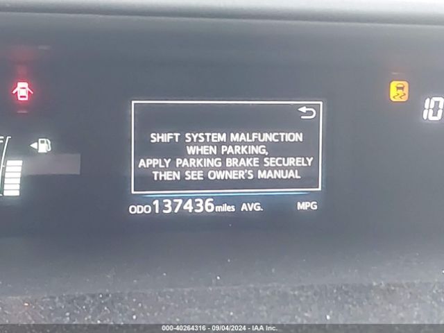 JTDZN3EU3FJ026360 Toyota Prius V Three
