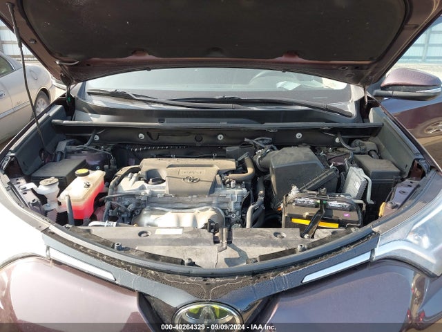 Toyota Rav4 Xle 2017 2T3RFREV5HW563745 Image 10