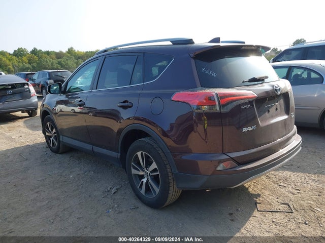Toyota Rav4 Xle 2017 2T3RFREV5HW563745 Image 3