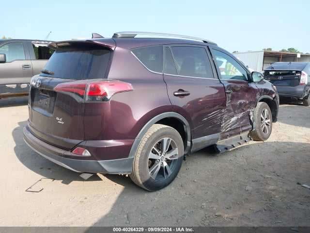 Toyota Rav4 Xle 2017 2T3RFREV5HW563745 Image 4