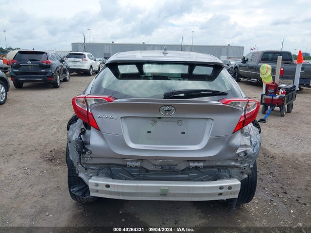 Toyota C-HR XLE 2019 JTNKHMBX5K1057239 Image 17