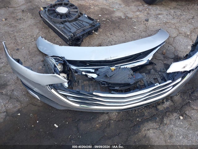 1G1ZD5ST0KF137061 Chevrolet MALIBU LT