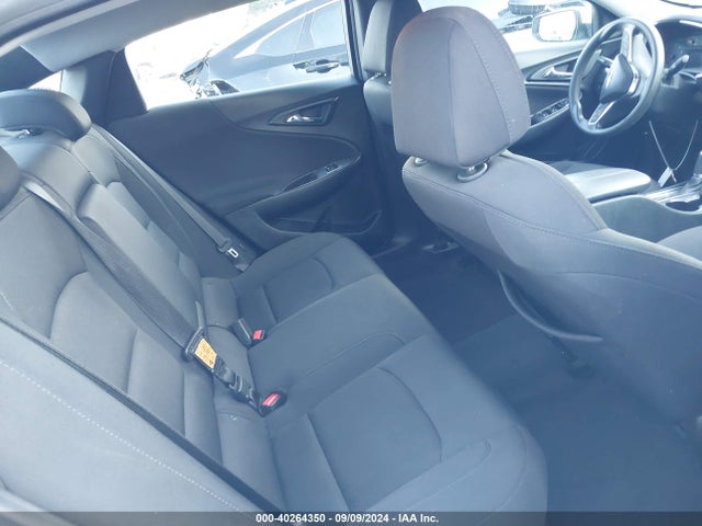 1G1ZD5ST0KF137061 Chevrolet MALIBU LT