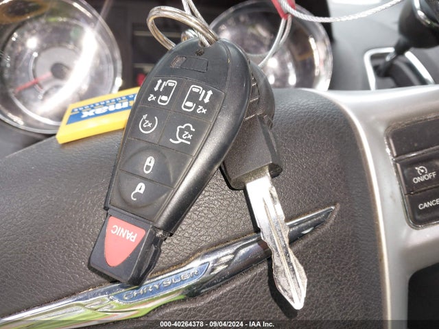2C4RC1CG4FR600967 Chrysler Town & Country Touring-l