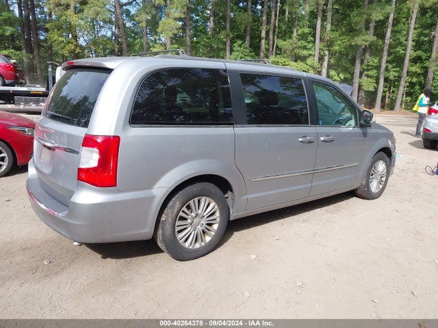2C4RC1CG4FR600967 Chrysler Town & Country Touring-l