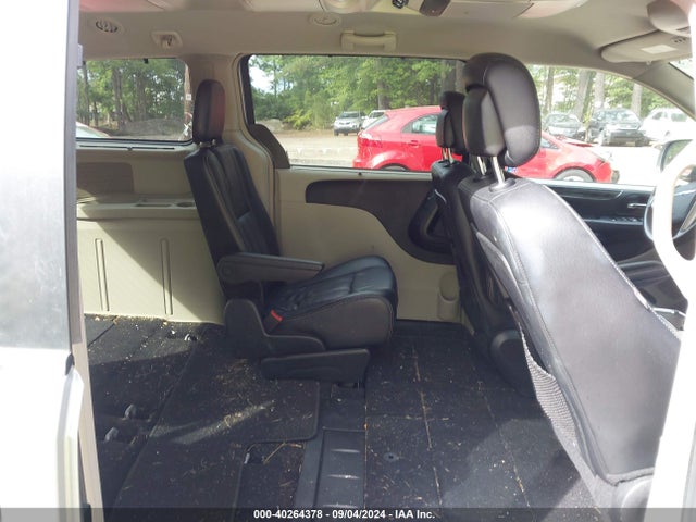 2C4RC1CG4FR600967 Chrysler Town & Country Touring-l