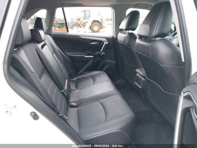 2T3A1RFV5NW262155 Toyota Rav4 Xle Premium