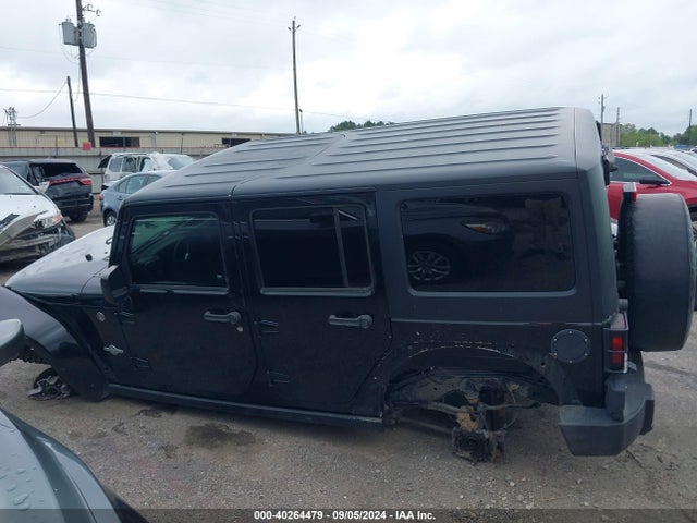 1C4BJWDG2FL578849 Jeep Wrangler Unlimited Freedom Edition