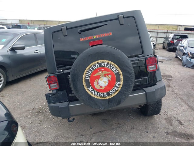 1C4BJWDG2FL578849 Jeep Wrangler Unlimited Freedom Edition