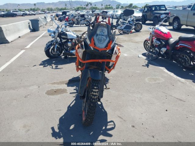 2017 KTM 1090 VBKV49400HM978915 Photo 4