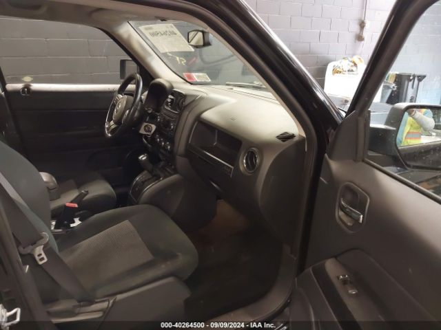 1C4NJRFB7HD121886 Jeep Patriot Latitude 4x4
