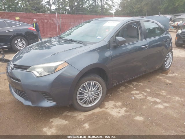 Toyota COROLLA LE 2015 5YFBURHE7FP262744 Image 2