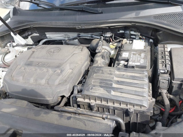 3VV1B7AX8JM020712 Volkswagen Tiguan 2.0t S