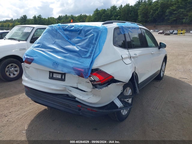 3VV1B7AX8JM020712 Volkswagen Tiguan 2.0t S