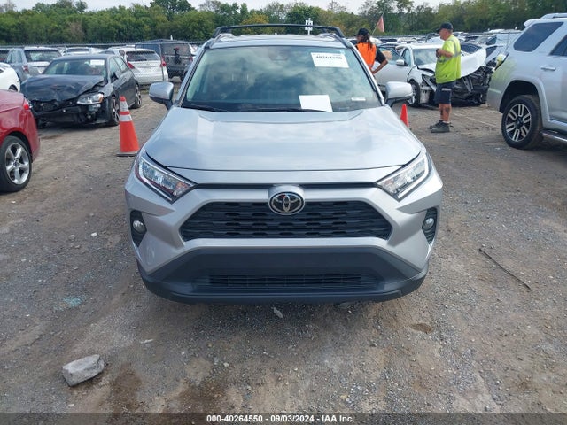Toyota Rav4 Xle 2019 2T3W1RFV1KW012929 Image 13