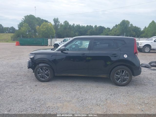KNDJ23AU5M7147588 KIA SOUL S